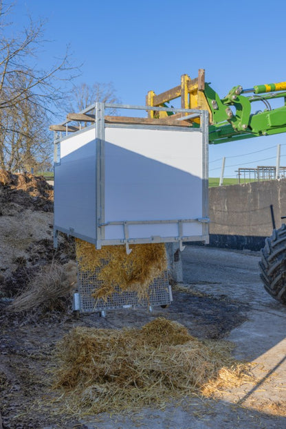 Kälberbox Premium mit schwenkbarem Boden